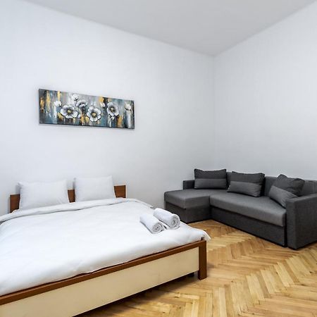 City Shalom Apartment Lviv Exterior foto