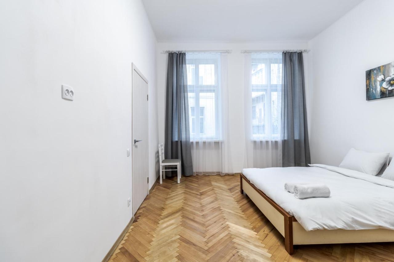 City Shalom Apartment Lviv Exterior foto