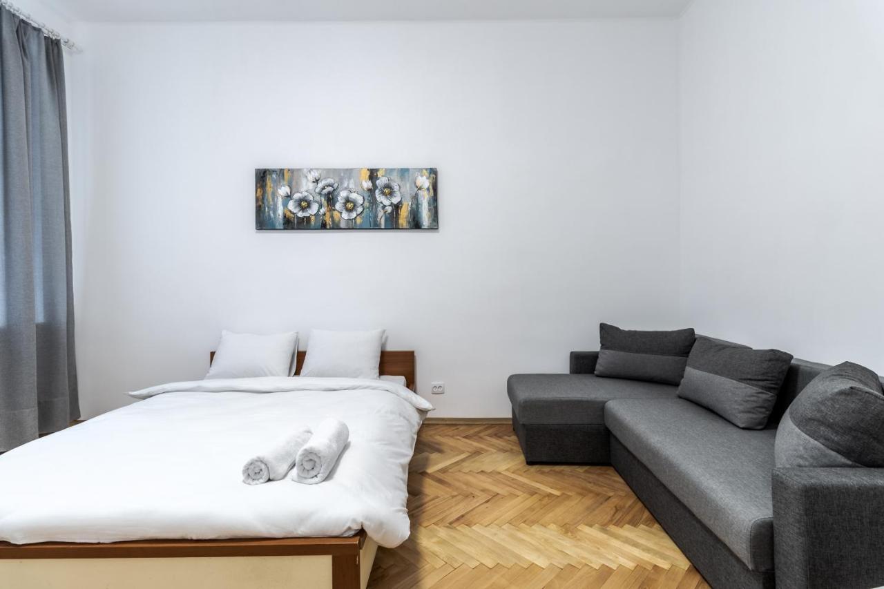 City Shalom Apartment Lviv Exterior foto