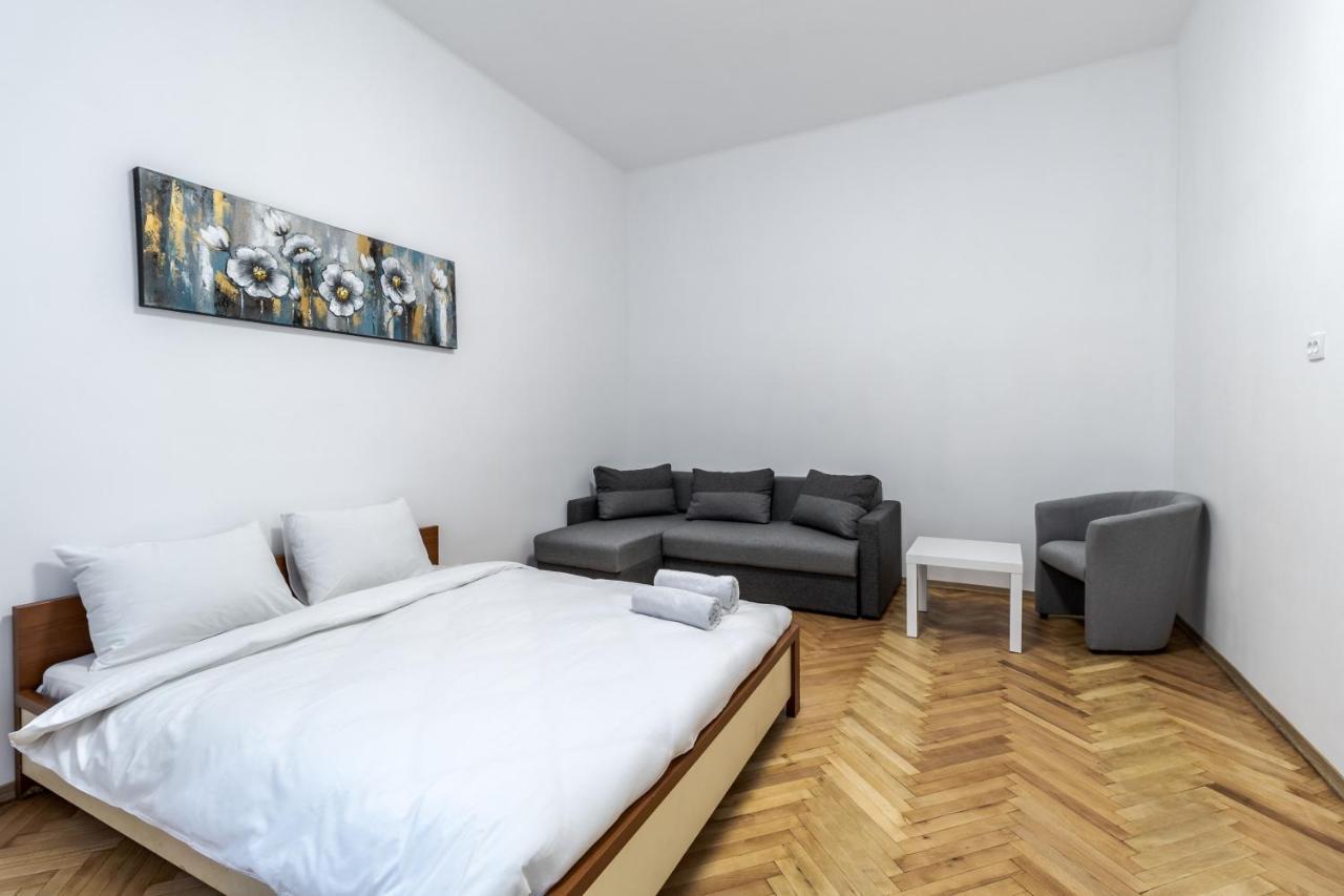 City Shalom Apartment Lviv Exterior foto